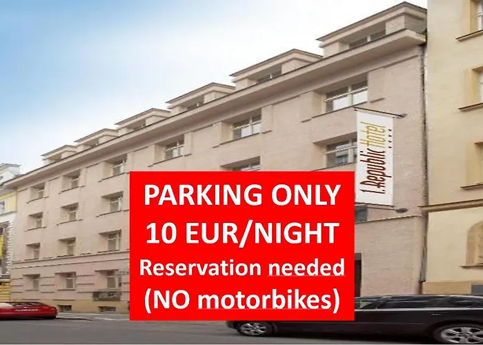 1.Republic Hotel